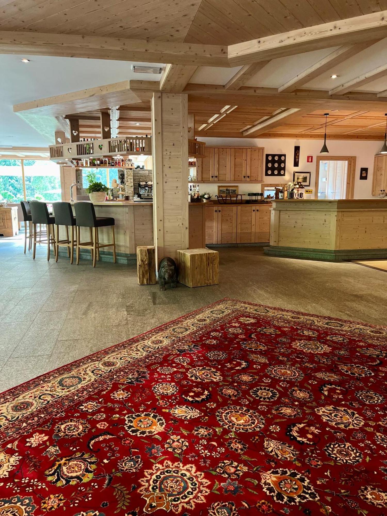 Hotel Arnaria Ortisei Eksteriør bilde