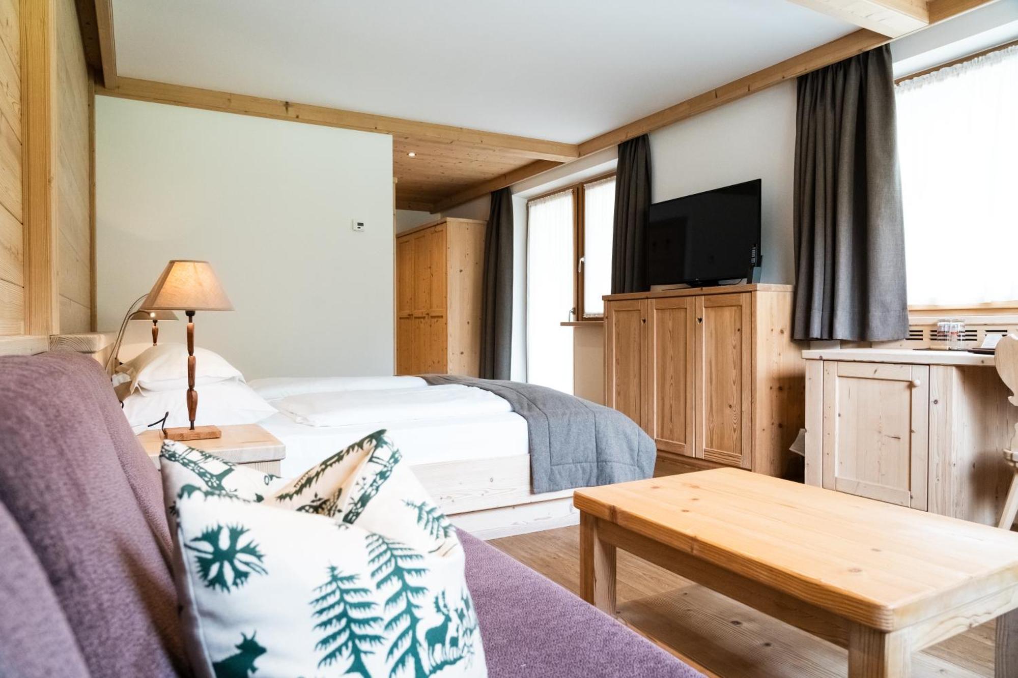 Hotel Arnaria Ortisei Eksteriør bilde